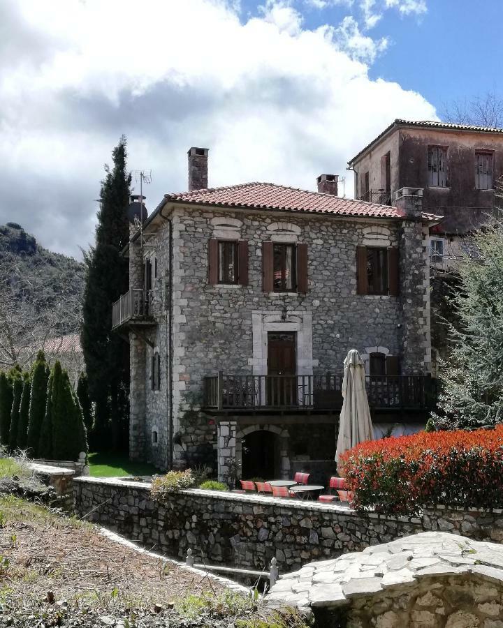 Tsarbou Guesthouse ستيمنيتسا المظهر الخارجي الصورة
